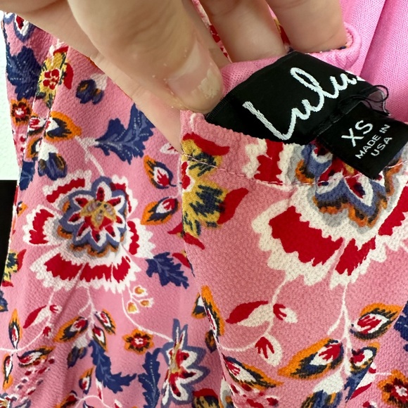 Lulu’s parrot cay pink floral halter romper NWOT - Picture 6 of 8